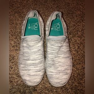 Womens sketcher walking shoes